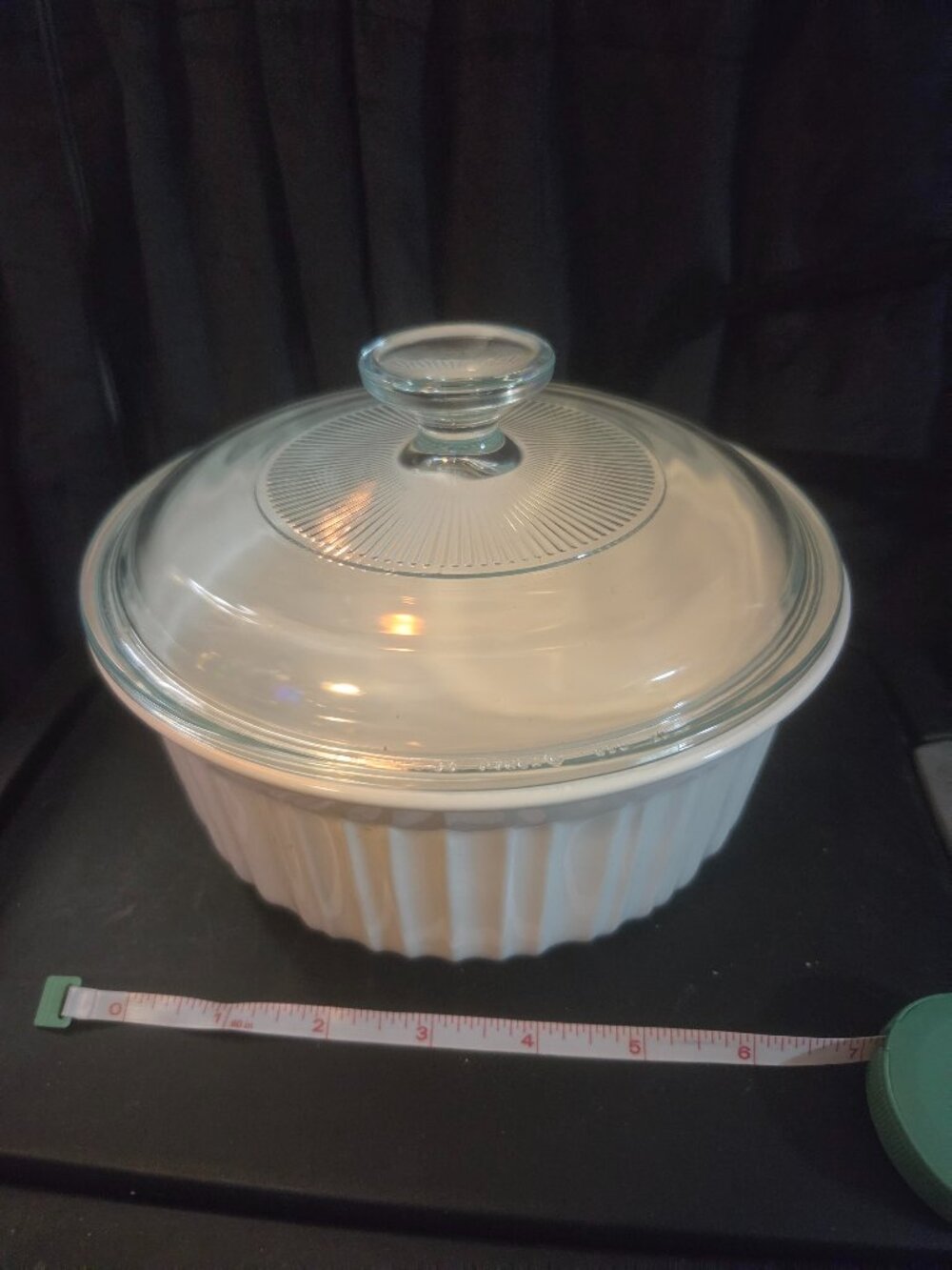 Corning Ware French White Round Stoneware - 1 1/2 Quart Casserole Dish with Lid